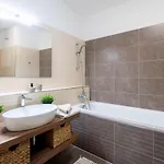 Nova Karolina Apartment