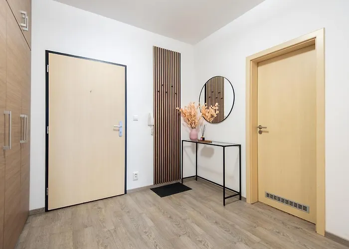 Apartment Nova Karolina *